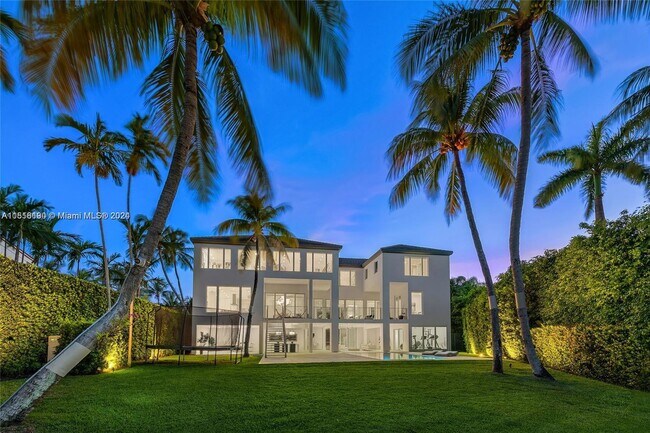 Building Photo - 481 S Mashta Dr