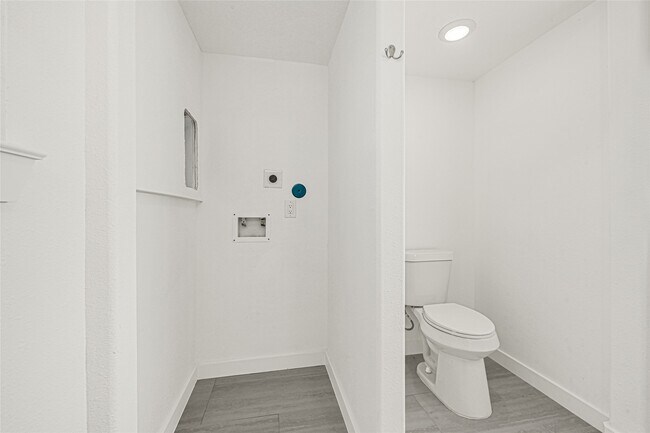 Foto del edificio - 6620 Lawndale St