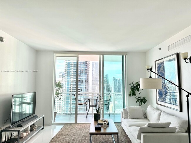 Foto del edificio - 950 Brickell Bay Dr