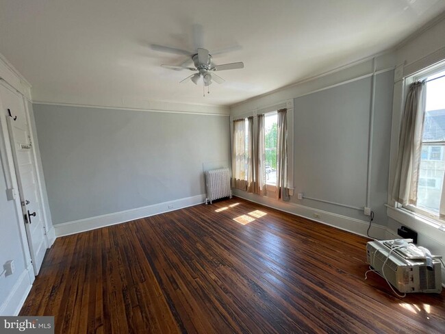 Foto del edificio - 1122 Caroline St