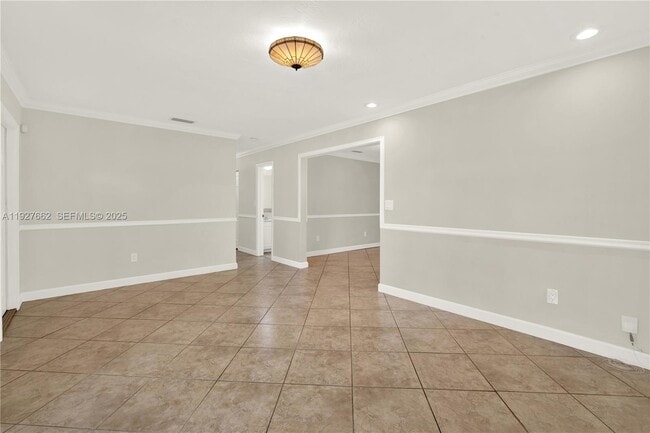 Foto del edificio - 9312 SW 182nd St