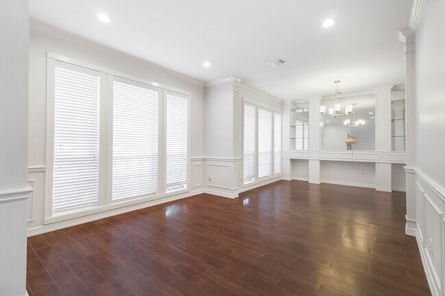 Foto del edificio - 14127 Swallowfield Dr