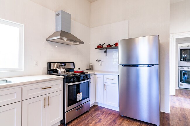 Foto del edificio - 3414 Andover St