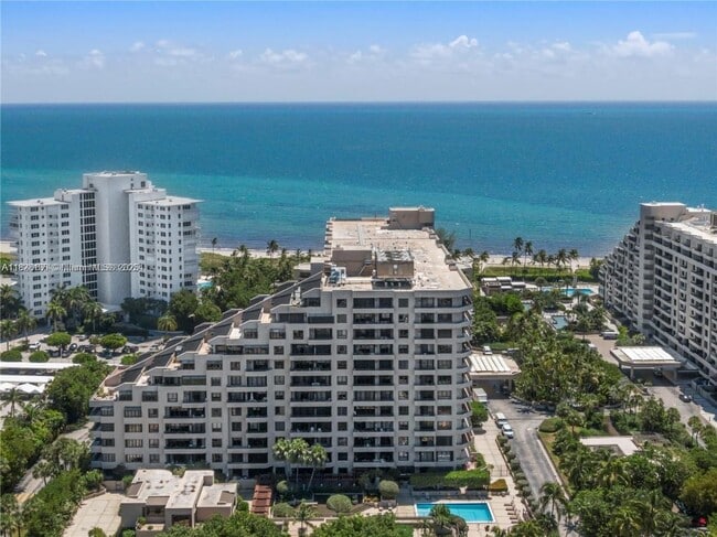 Building Photo - 201 Crandon Blvd