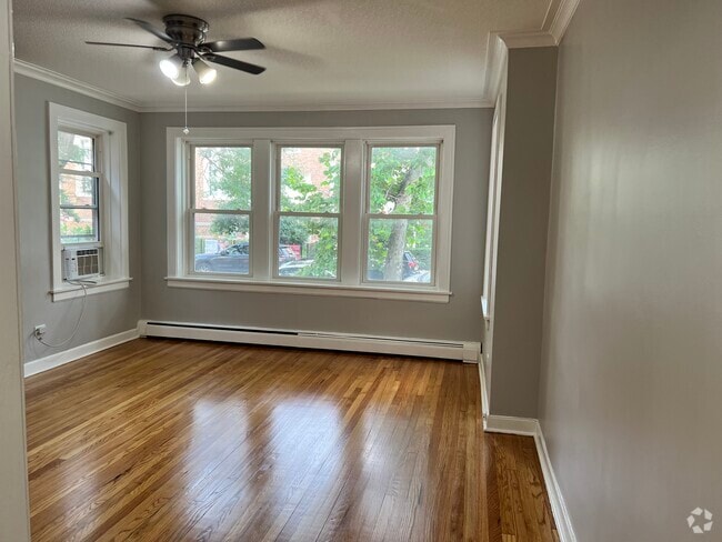 Building Photo - 5515 N Christiana Ave