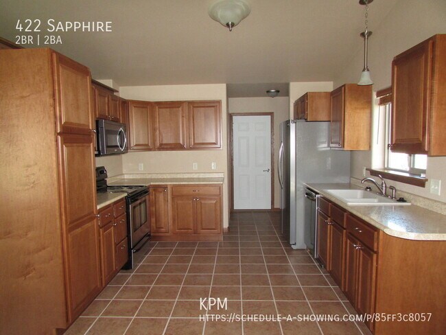 Building Photo - 422 Sapphire-