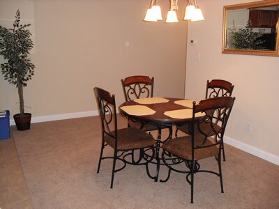 Building Photo - 2391 Meadowlark Commons Ct