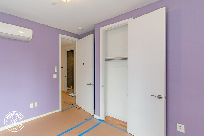 Foto del edificio - 20 Malcolm X Blvd