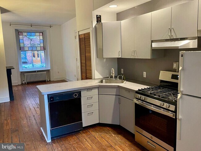 Foto del edificio - 826 N Woodstock St