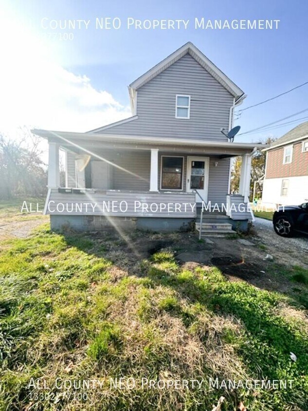 Foto principal - Spacious 3 Bedrom, 1 Bathroom unit in Barb...