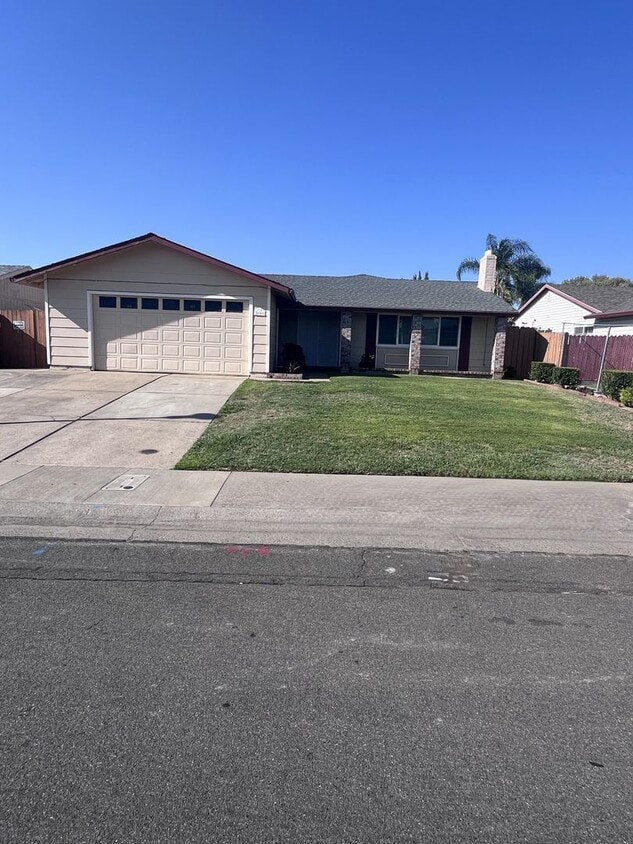Foto principal - NICE UPDATED HOME IN SACRAMENTO!!