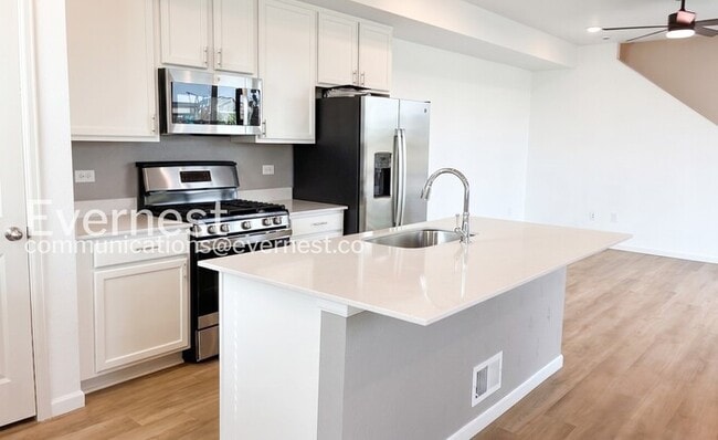 Building Photo - 1364 Penner Dr