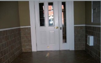 Building Entry - 255 N Queen St