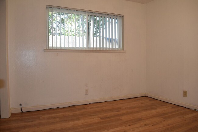 Building Photo - 5525 Forestwood Dr