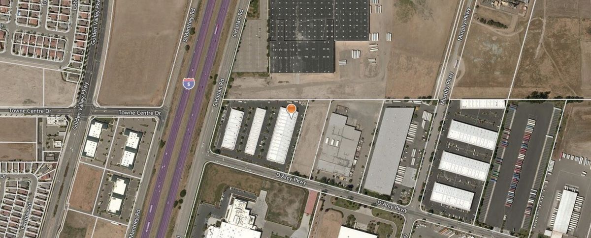 Building Photo - 145 D'Arcy Pkwy