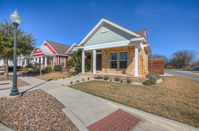 Foto del edificio - 916 Hudson Ln
