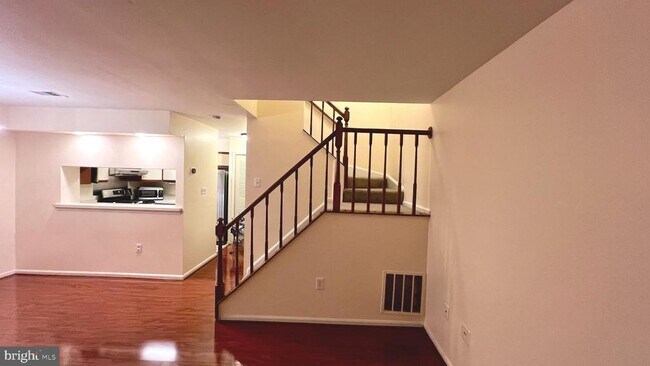 Foto del edificio - 14316 Johnny Moore Ct