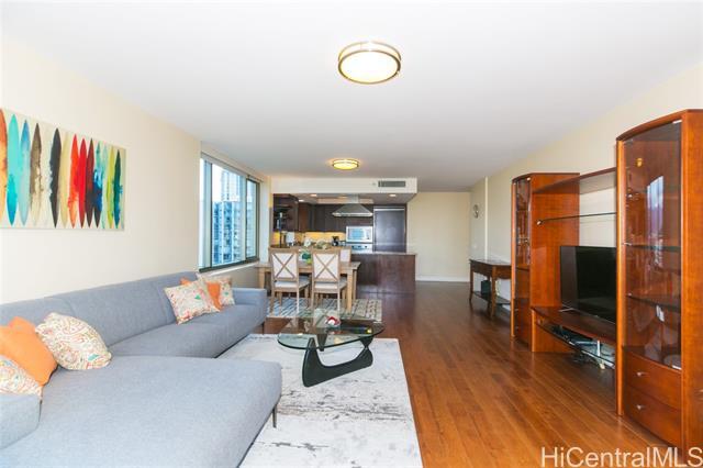 Building Photo - 1551 Ala Wai Blvd