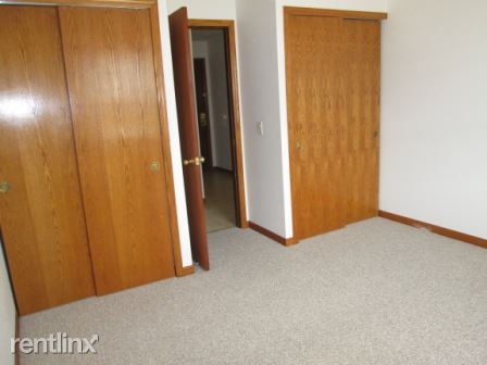 Building Photo - 1023 Fiedler Ln