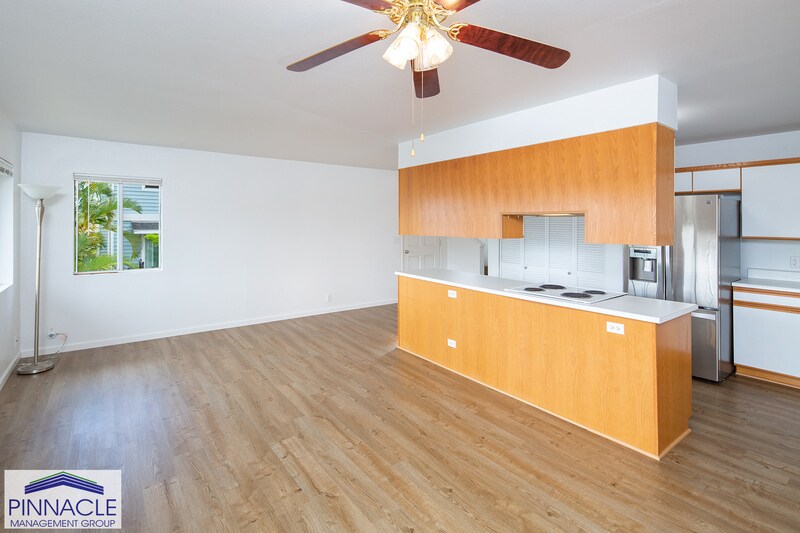 Primary Photo - 2156J Aumakua St