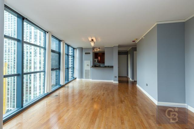 Foto del edificio - 2 bedroom in CHICAGO IL 60601