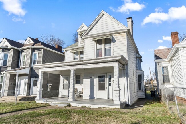 Photo - 2733 Dumesnil St Apartment