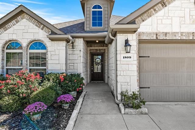 Building Photo - 1809 Lake Pine Dr