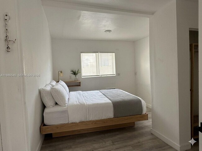 Foto del edificio - 316 Surfside Blvd