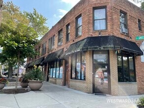 Building Photo - 1769 W Greenleaf Ave