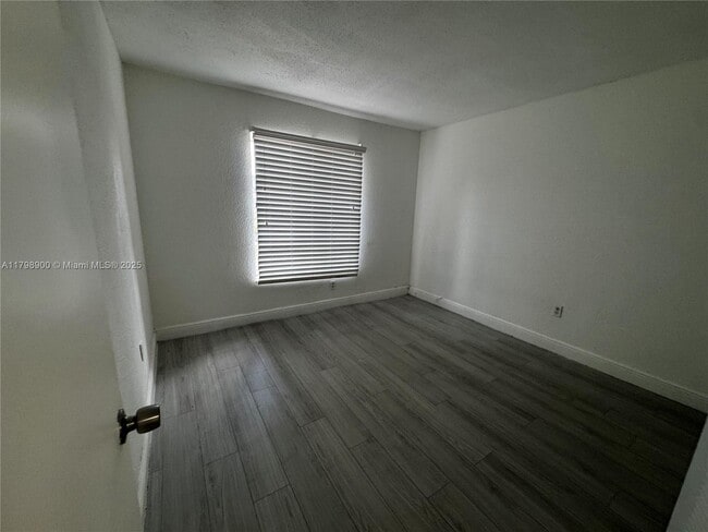 Building Photo - 4900 NW 79th Ave