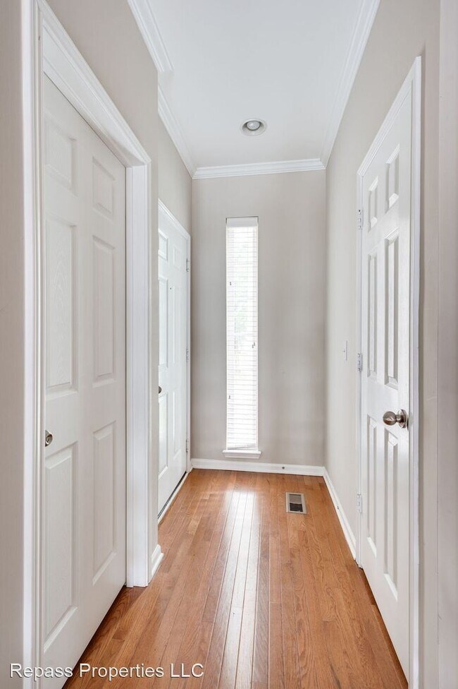 Foto del edificio - 2 br, 2.5 bath House - 2613 A Belcourt Ave