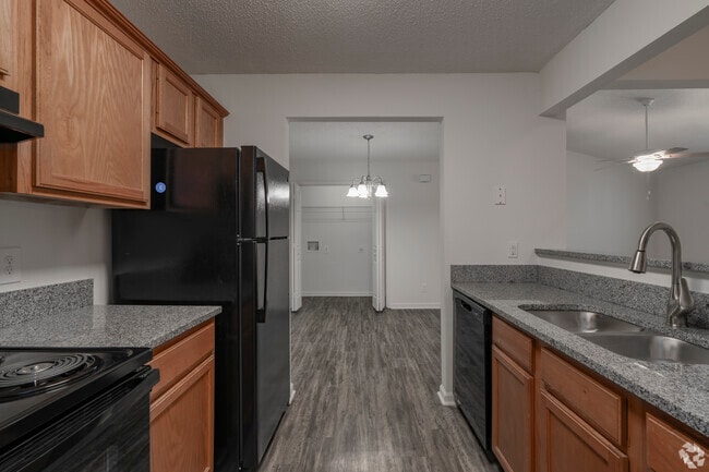 3rd Floor - 2BR, 2BA - 1,080SF - Kitchen - Riverfront