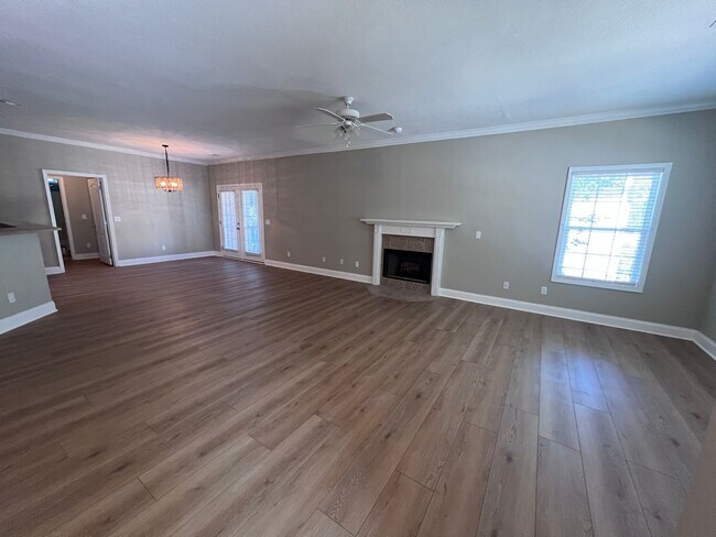 Foto del edificio - One Level Garden Home in Athena Park