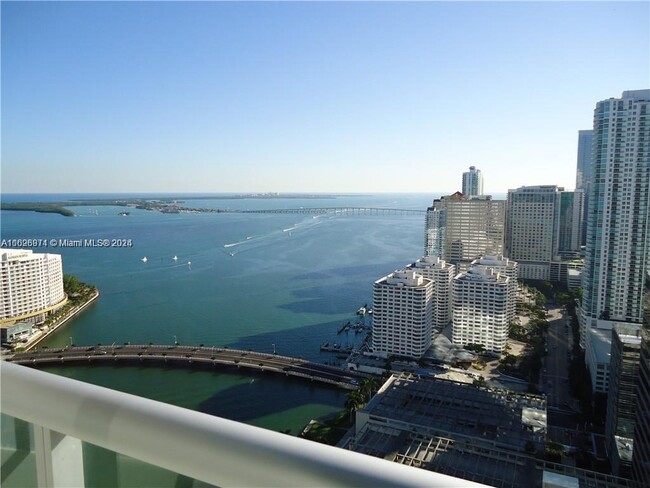 Foto del edificio - 495 Brickell Ave