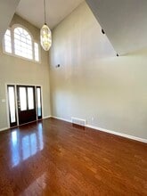 Building Photo - 1059 Melbury Rd