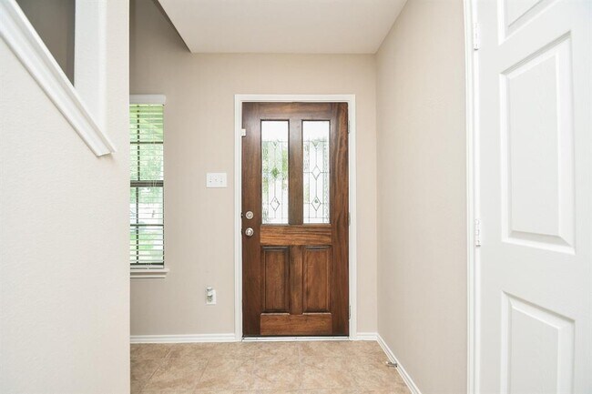 Building Photo - 1646 Perennial Ln