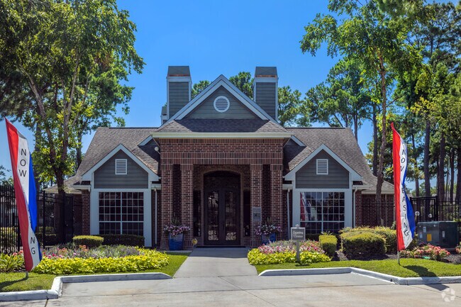 Oficina de arrendamiento en Lakeview Apartments - Lakeview Apartments