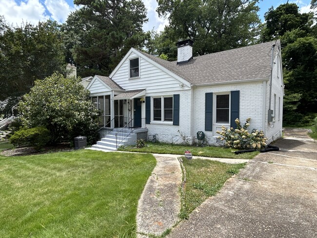 Building Photo - 41 Willow Wood Cir SE