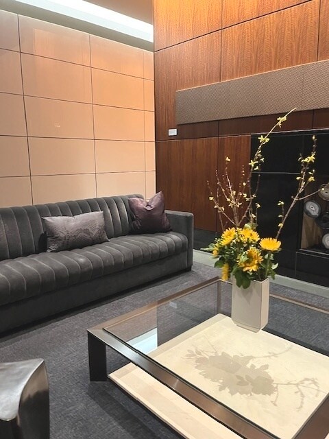 Foto del edificio - 130 N Garland Ct