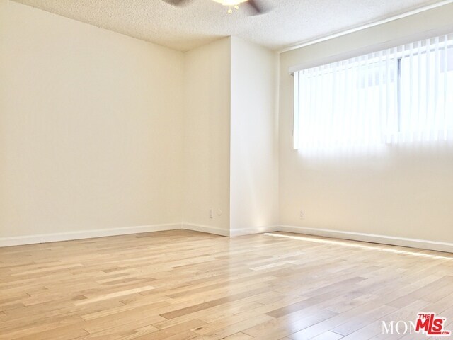Foto del edificio - 1808 N Harvard Blvd