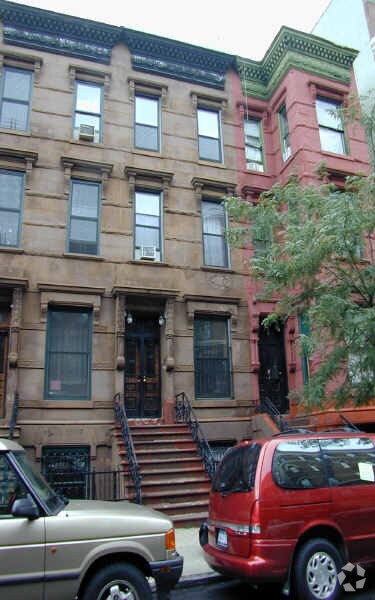 Building Photo - 360 W 121st St