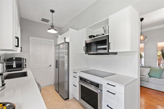 Foto del edificio - 10626 NE 10th Ct