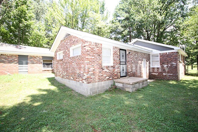 Foto del edificio - 4259 Auburn Rd