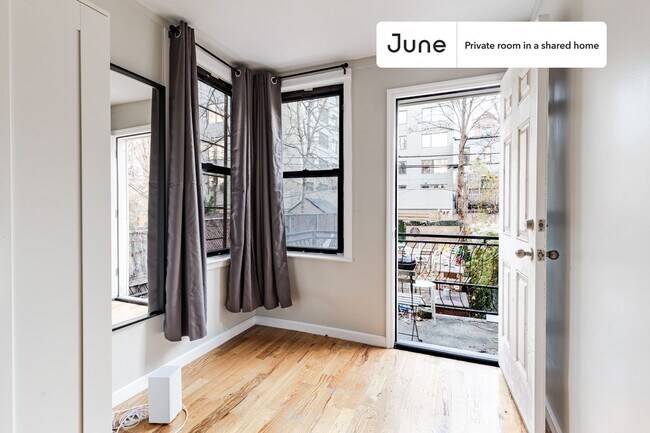 Foto del edificio - Room in Shared 3 bed/2 bath home