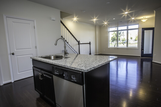 Building Photo - 1516 Ribbon Limestone Ter SE