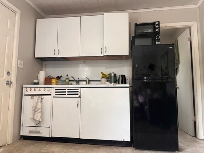 Foto del edificio - DOWNTOWN 1BR /1BA