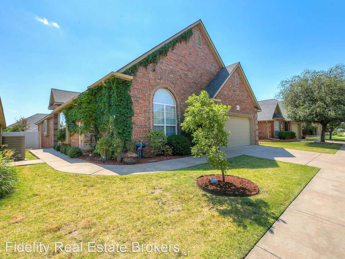 Primary Photo - 3 br, 2 bath House - 14912 Monticello