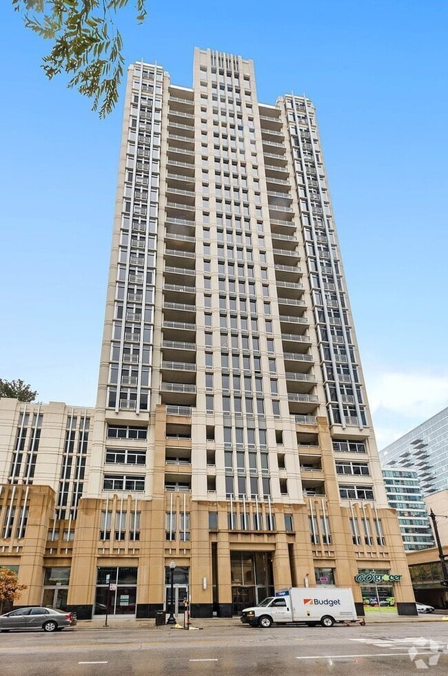 Building Photo - 1400 S Michigan Ave