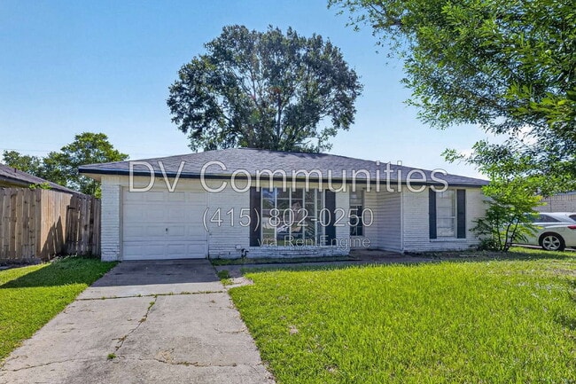 Foto del edificio - 15331 Campden Hill Rd