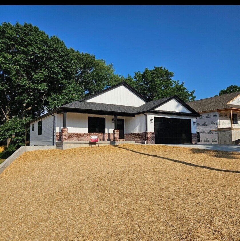 226 N Spruce St, Bonne Terre, MO 63628 House Rental in Bonne Terre, MO